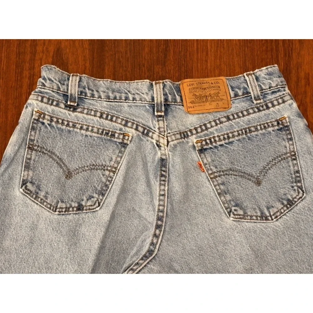 Levi's Vintage 562 Blue Loose Fit Student 30 Denim Shorts Orange Tab USA
